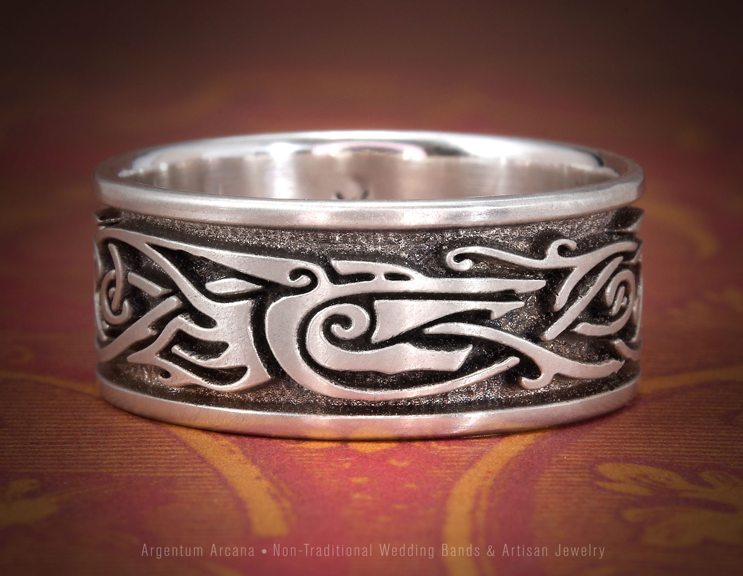 Sterling Silver Man's ring with Viking Wolf Design